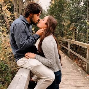 Meet your Posher, Victoria